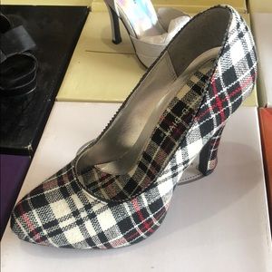 Plaid heels